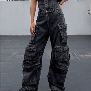 Denim cargo jumpsuit: Black gray
